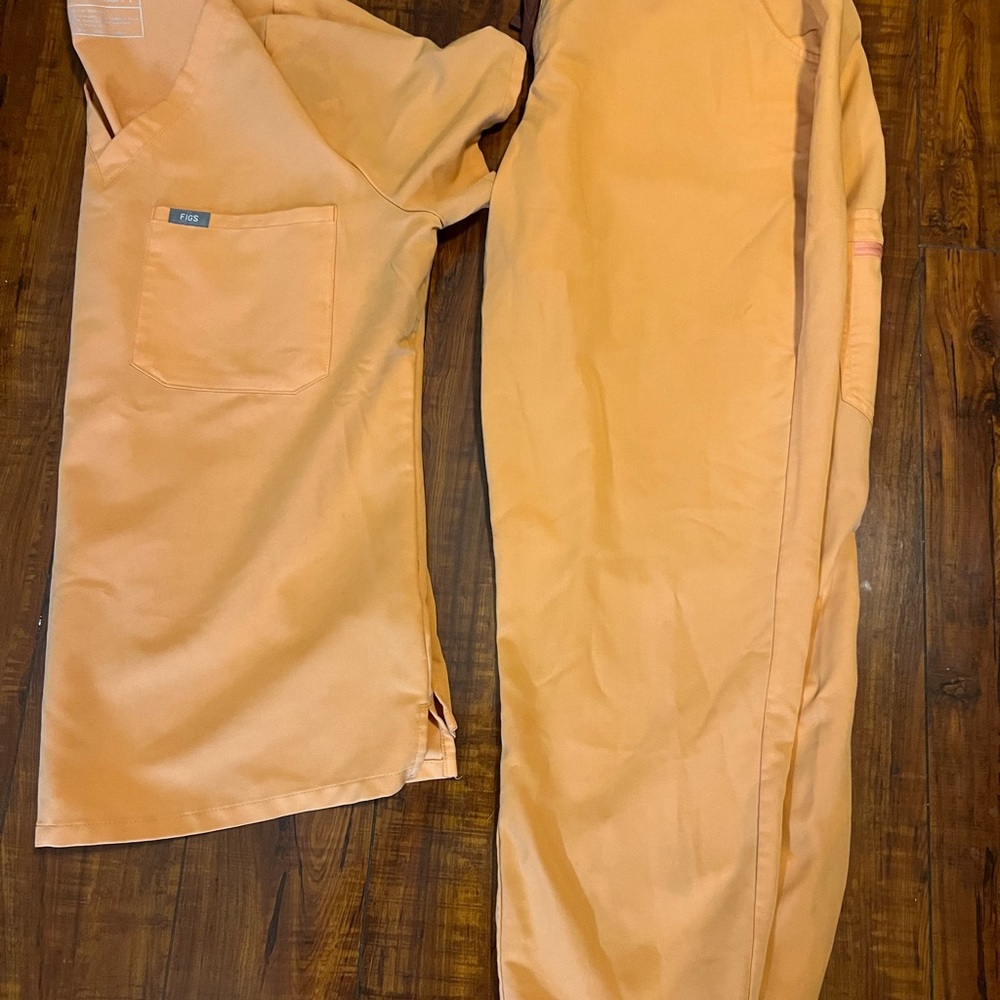 Figs Large Scrub Set